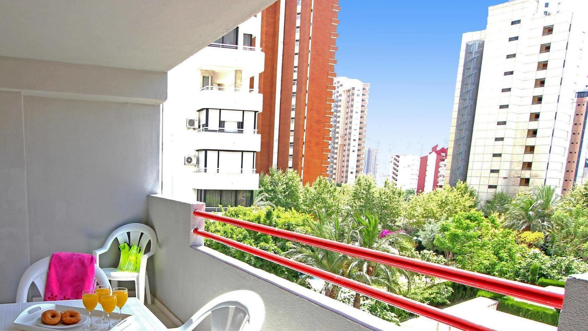Pierre & Vacances Benidorm Levante Bagian luar foto
