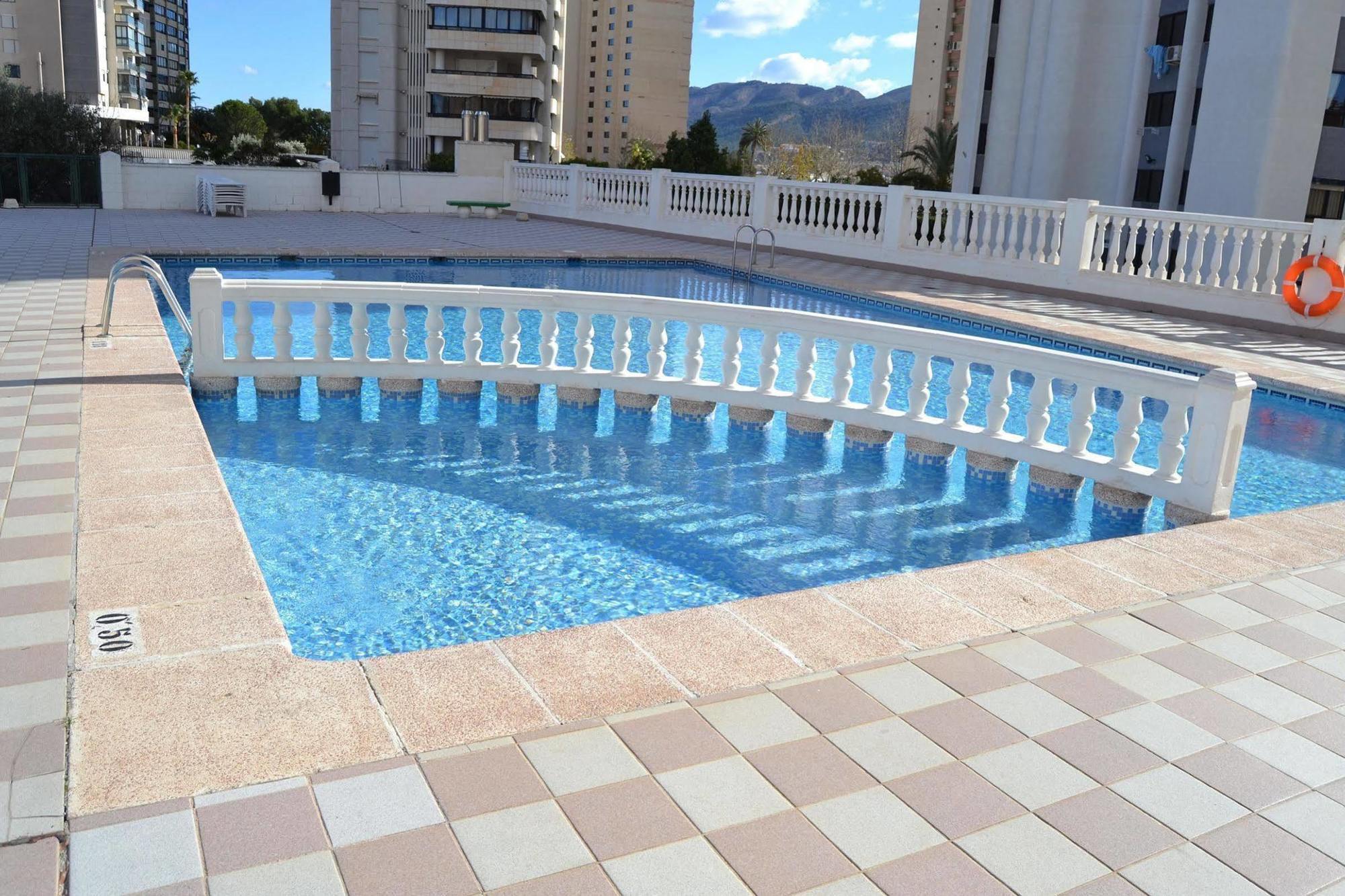 Pierre & Vacances Benidorm Levante Bagian luar foto