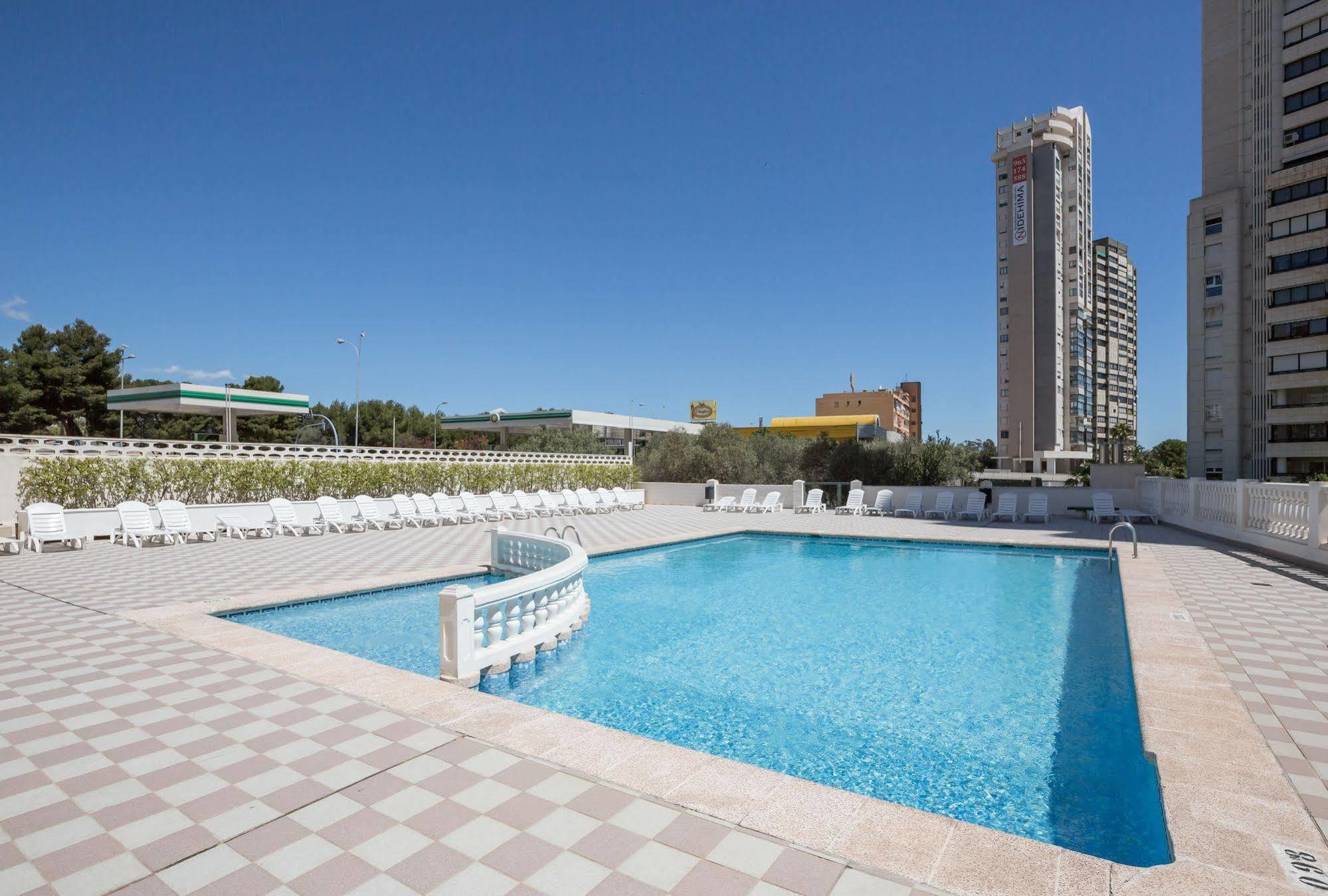Pierre & Vacances Benidorm Levante Bagian luar foto