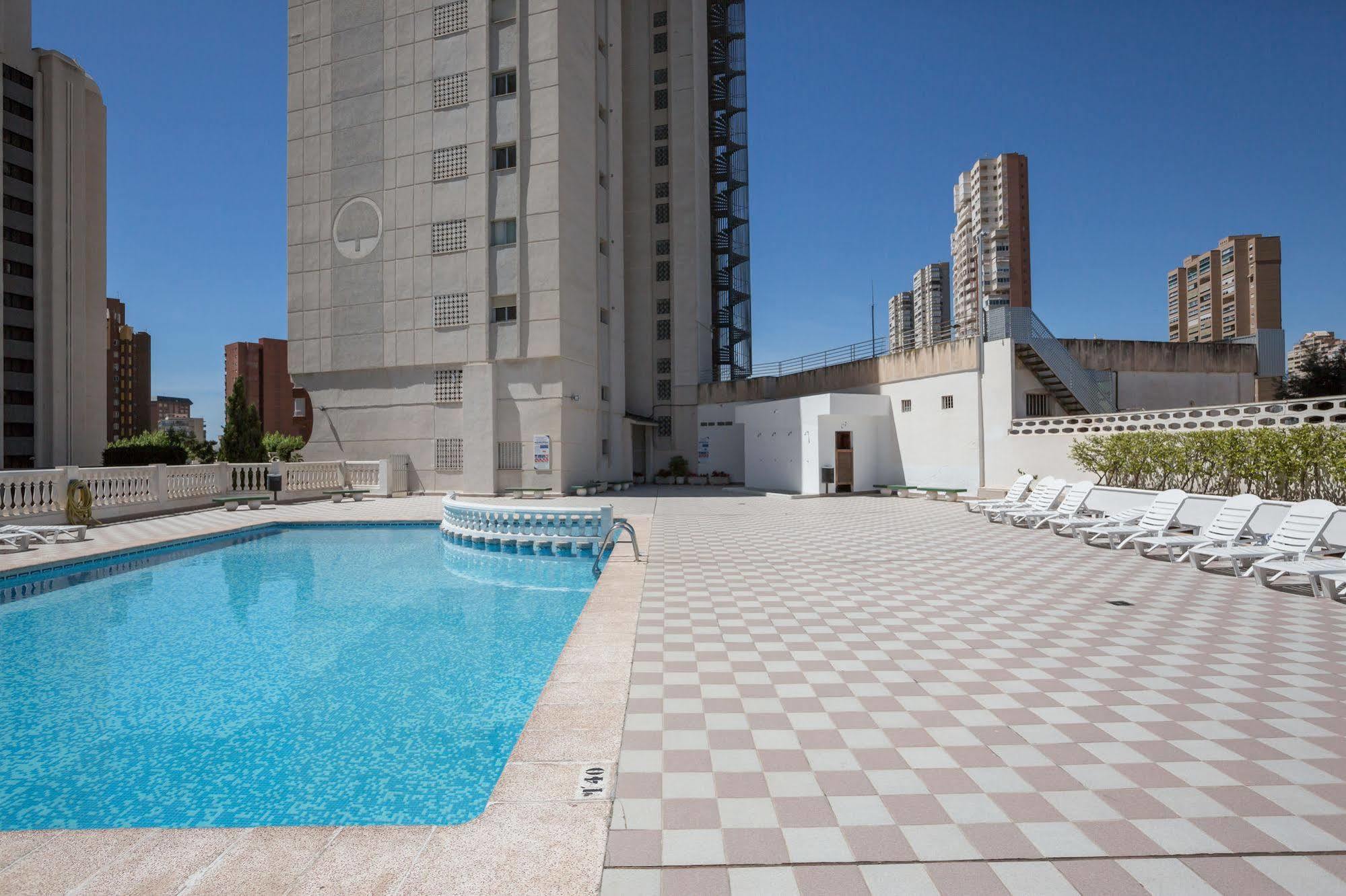 Pierre & Vacances Benidorm Levante Bagian luar foto